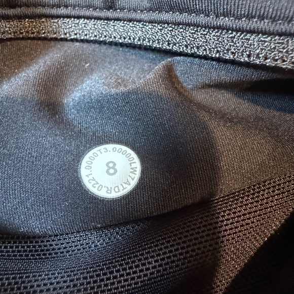 lululemon athletica Gray and Black Speed Up‎ Athletic Shorts, Gray/Black, Size 8 - Picture 7 of 13